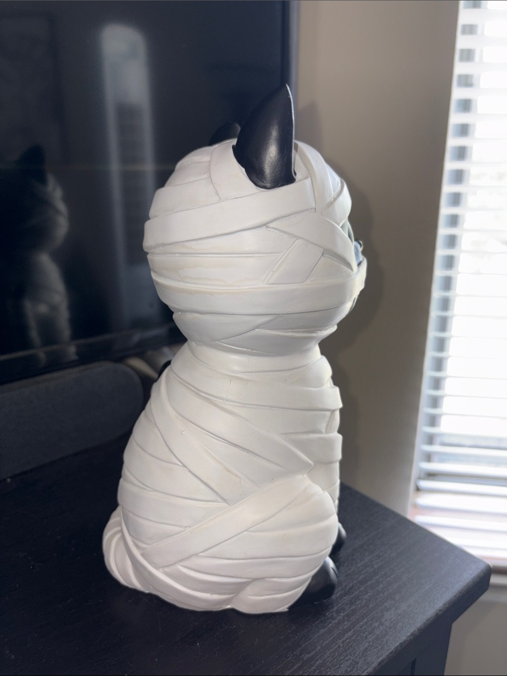 White & Black Mummy Cat Figurine - Decorative Pet Collectible - Picture 4 of 7